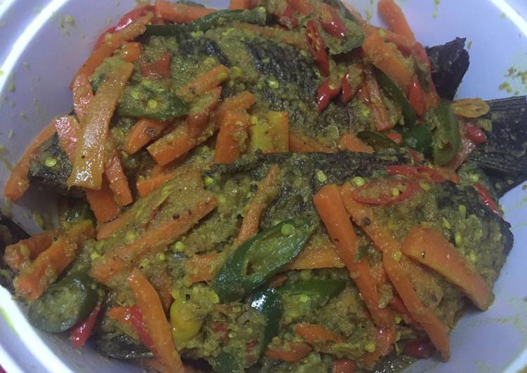 Cara buat Ikan Mas Bumbu Acar Kuning Sederhana Untuk Jualan
