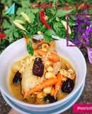 Chim câu hầm hạt sen-kỷ tử- táo đỏ- cà rốt- đậu gà