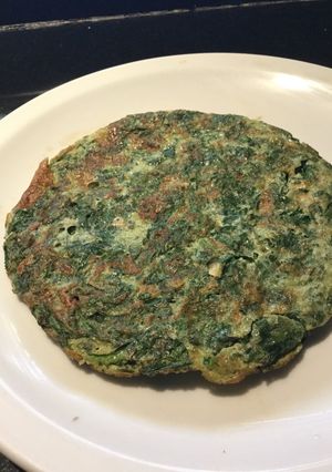 Una foto de Tortilla de espinaca saludable