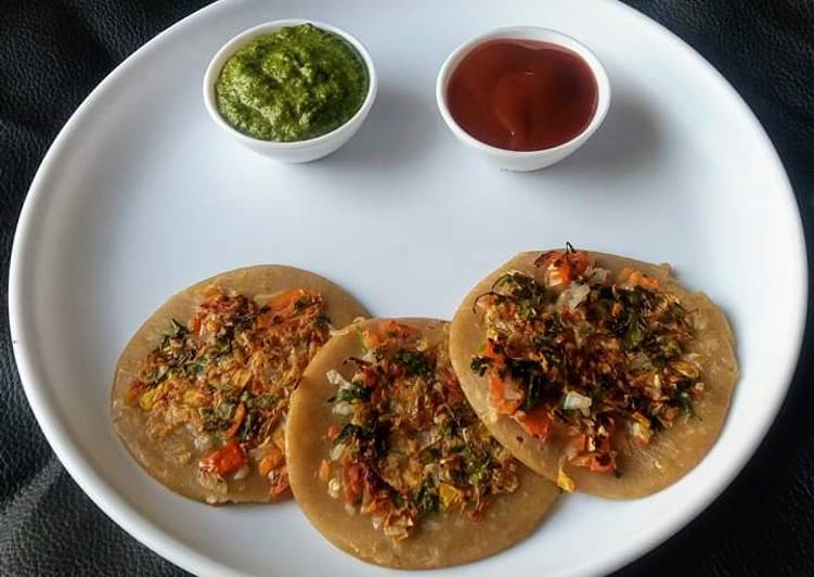 Brown Bread Mini Uttapam