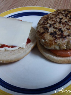 Una foto de Hamburguesa casera de carne
