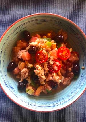 Una foto de Pipirrana deliciosa y fácil ensalada