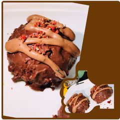 A picture of Cake crumbs delicacies.