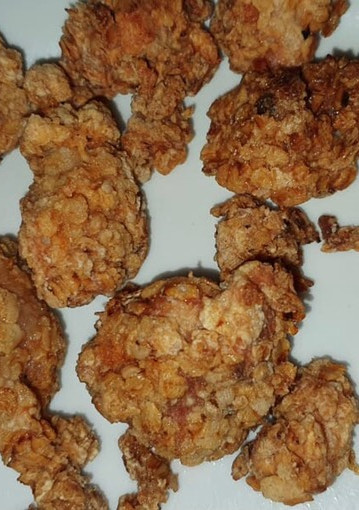 Una foto de Deditos de pollo crujiente... nunca más los comprados!!!