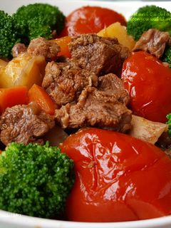 超下飯菜之慢燉彈牙『牛肉番茄燉彩蔬』 的食譜成品照片