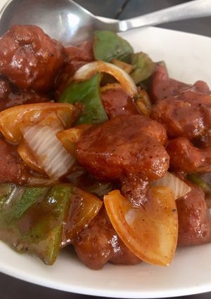 A picture of Chilli chicken.