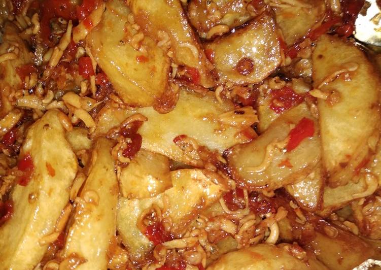 Resep: Teri kentang balado yang Enak