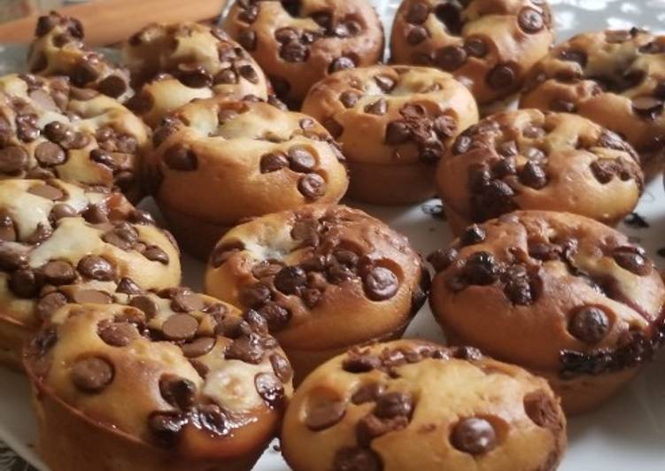 Meggyes csokis muffin