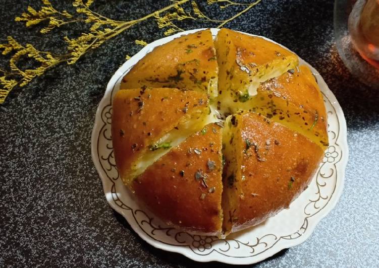 Garlic Cheese Bread