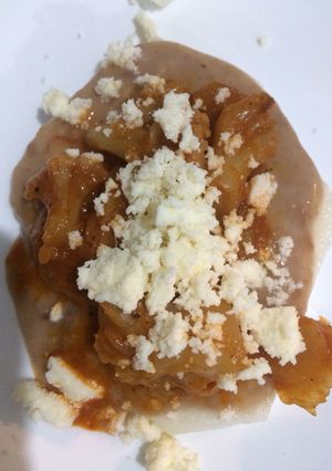 A picture of Jicama Sopes.