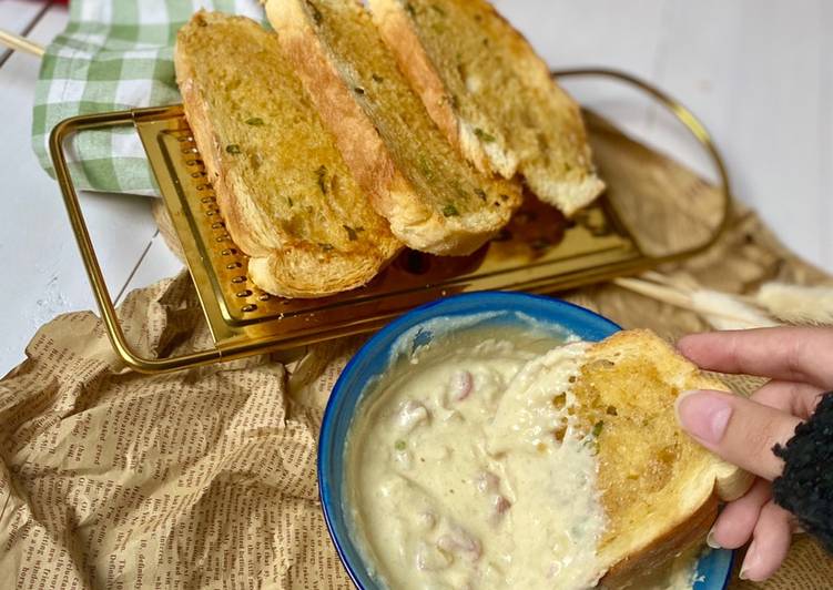 11 Resep: Garlic bread + saus keju Kekinian