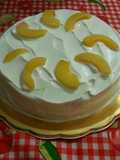Pastel de durazno y crema