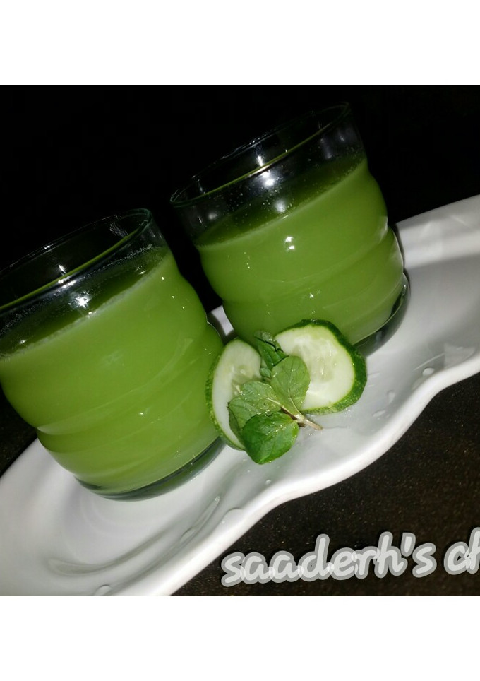 A picture of Cucumber lemonade.