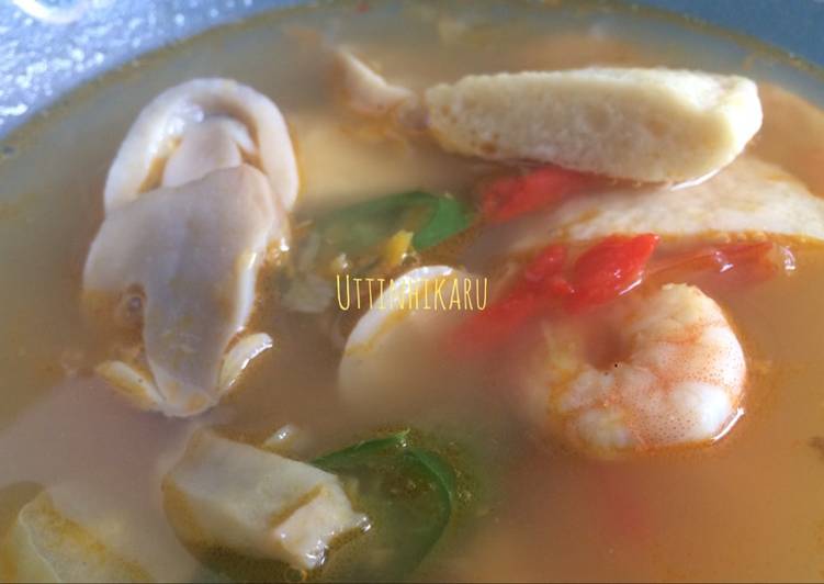 Bagaimana Menyiapkan 5. Seafood Soup / Tomyam Modifikasi untuk Anak No MSG yang Lezat