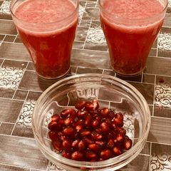 A picture of Pomegranate smoothie.
