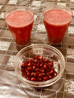 A picture of Pomegranate smoothie.