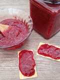 Confitura de frutillas y frambuesas