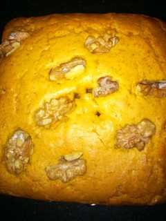 अखरोट का केक(Akhrot ka cake recipe in Hindi) रेसिपी मुख्य फोटो