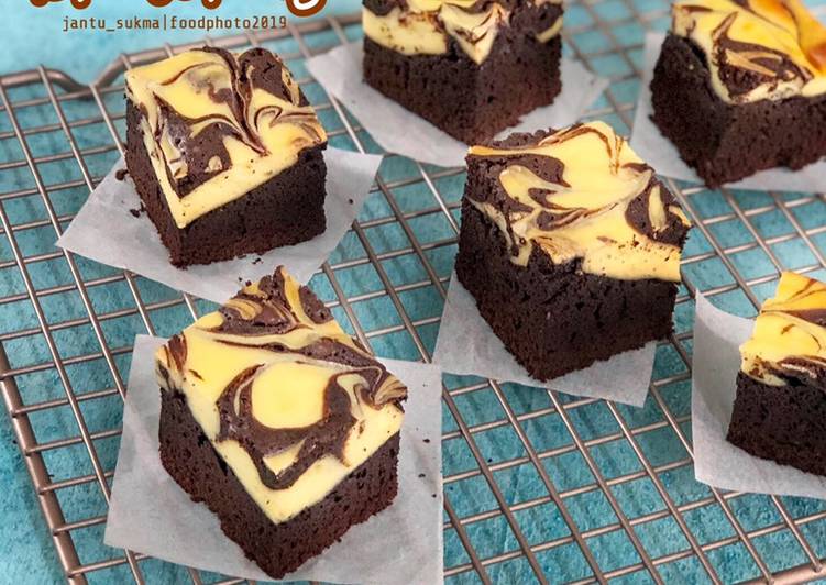 Cara Gampang Menyiapkan Brownies Cheesecake Anti Gagal