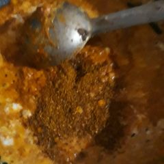 A picture of Yellow Curry.