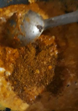 A picture of Yellow Curry.