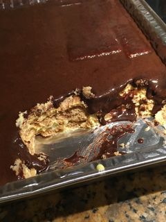 A picture of Chocolate Eclair No Bake Cake.