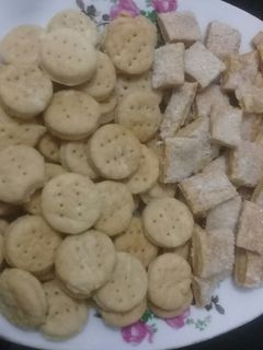 Una foto de Bizcochitos salados y agridulces 💖