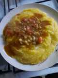 Polenta con salsa de garbanzos
