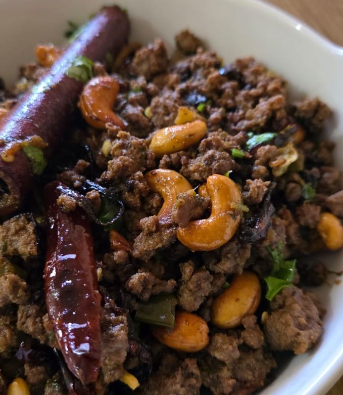 A picture of Cashew qeema.