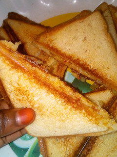 Toasted bread ainihin hoton girkin