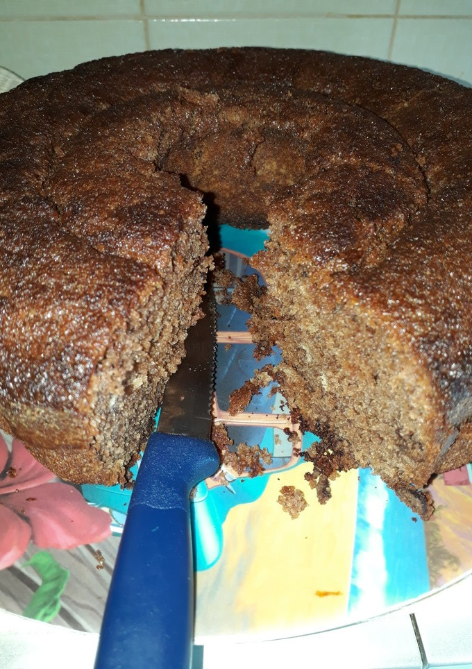 Una foto de Budín de chocolate con chispas 🥧👌☕!!!