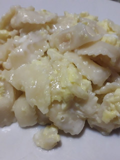 Una foto de Fideos revueltos con huevos 👌