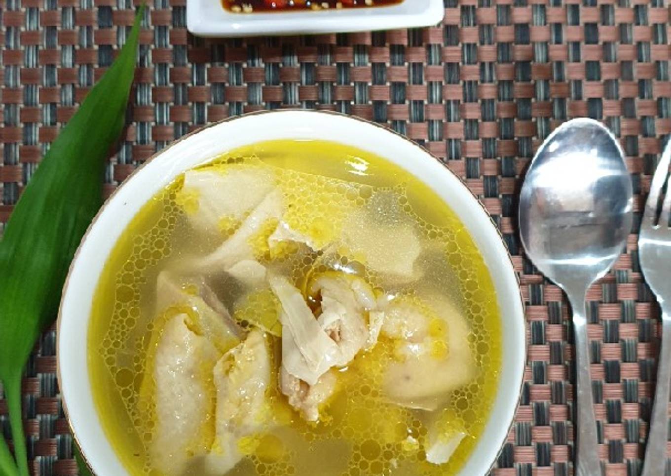 Sup Ayam Kembang Tahu