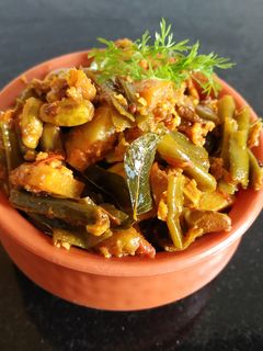 घेवड्याची भाजी (ghevdyachi bhaji recipe in marathi) रेसिपी चे मुख्य फोटो 