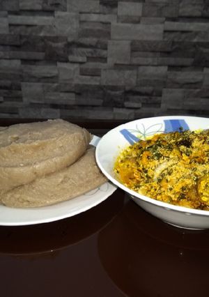 A picture of Amala and Egusi.