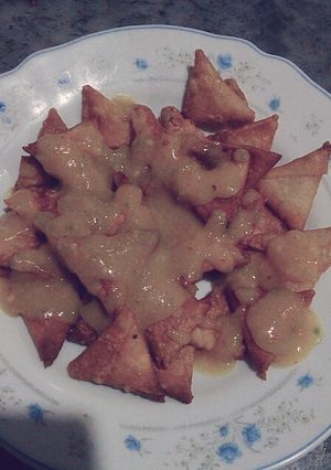 A picture of Crispy Chutney waly Samosy.