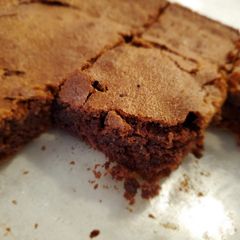 A picture of Brownies.
