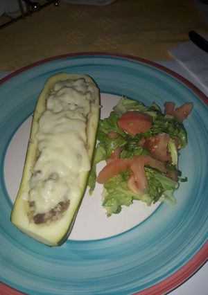 Una foto de Zapallito italiano relleno