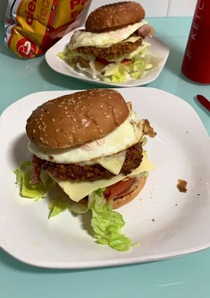 Una foto de Crispy burger estilo Burger King