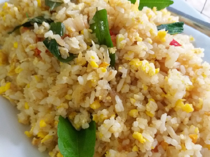 Langkah Mudah untuk Membuat Nasi Goreng Mentega Daun Kari Anti Gagal