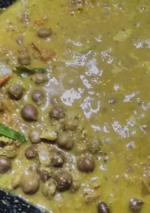 கேரளா ஸ்டைல் கடலை கறி(kerala style kadala curry recipe in tamil) செய்முறை முக்கிய புகைப்படம்