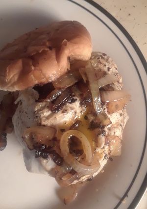 A picture of The Farmboy Burger.