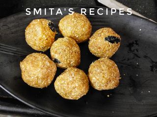Protein rich roasted sunflower seeds laddu