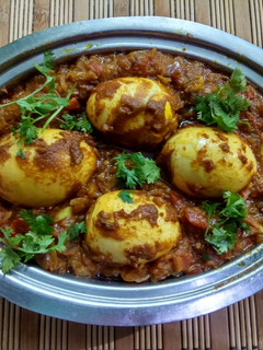 முட்டை கிரேவி (Muttai Gravy Recipe in Tamil) செய்முறை முக்கிய புகைப்படம்