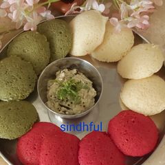A picture of Healthy Colourful Idlis.