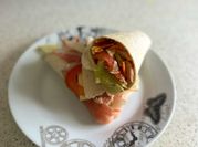 Una foto de burritos de jamón