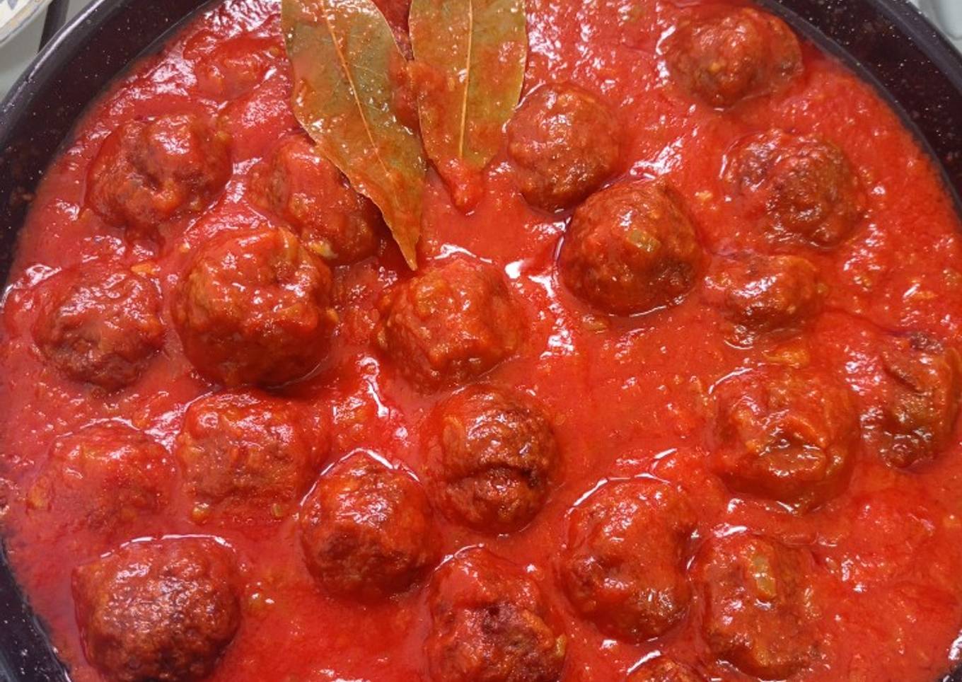 Albóndigas en tomate