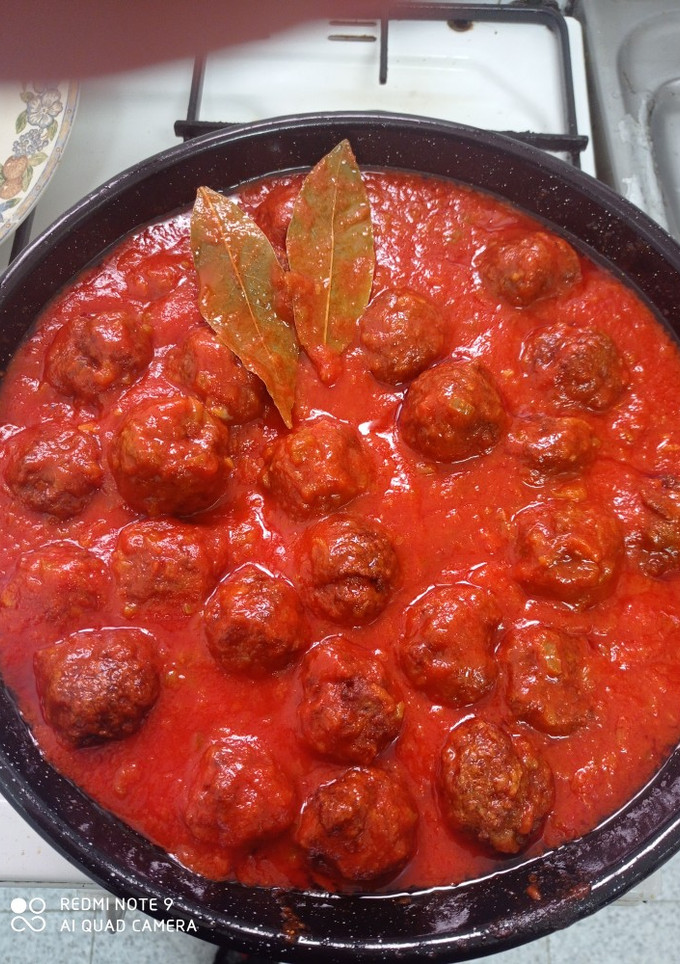 Una foto de Albóndigas en tomate