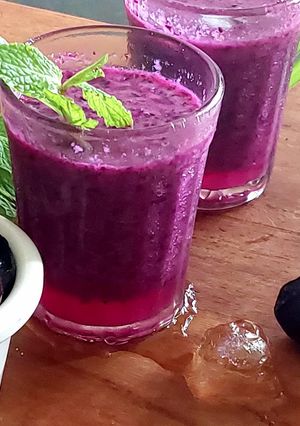 A picture of Jamun Shots.