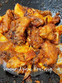 Foto resep Semur Ayam Kentang